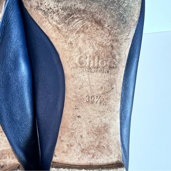 Chloe Womens Lauren Scalloped Blue Leather Flats - Picture 3 of 6